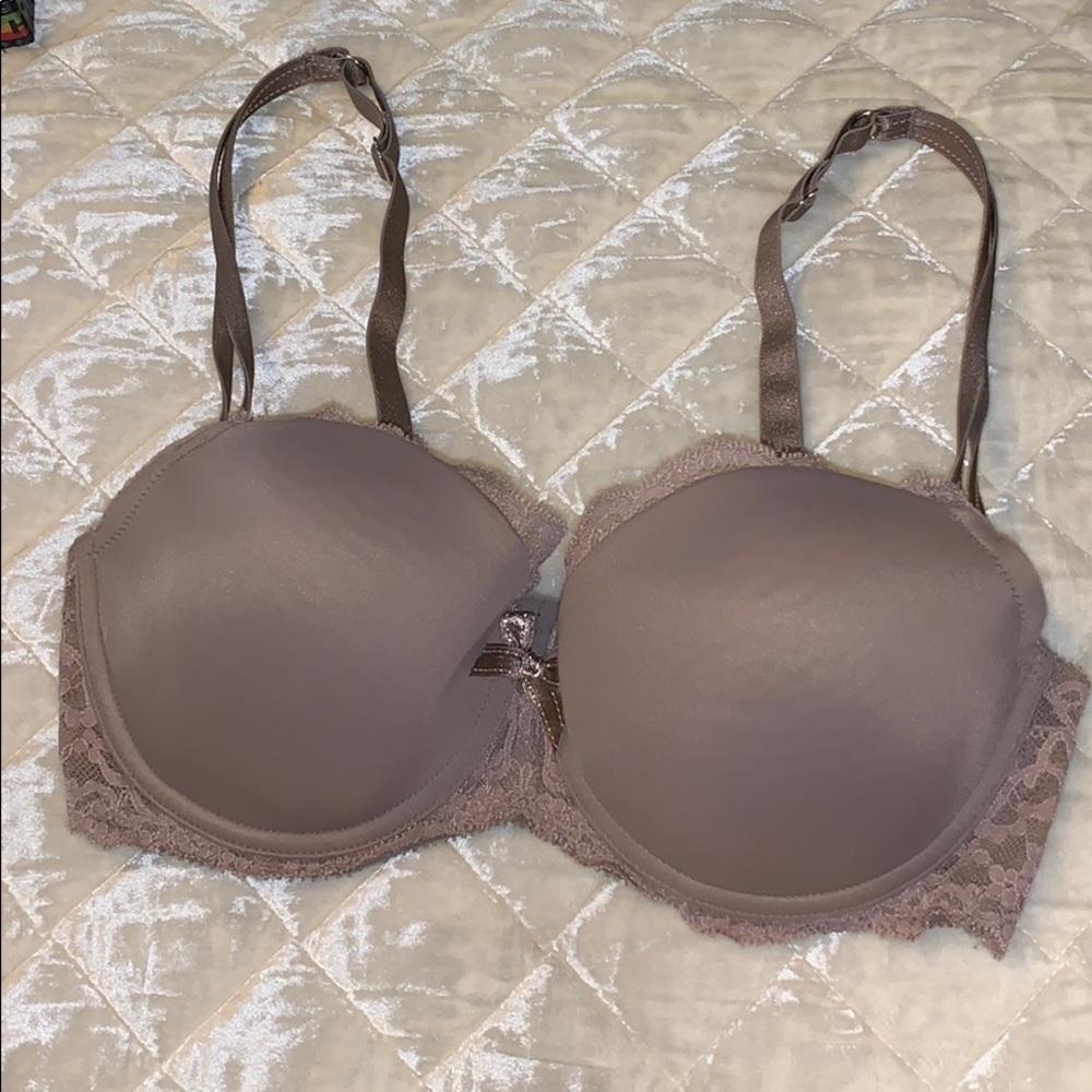 Chantelle bra